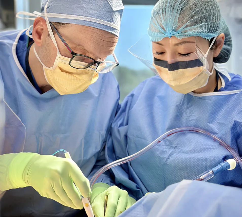 dr performing an operation at long island plastic surgery group